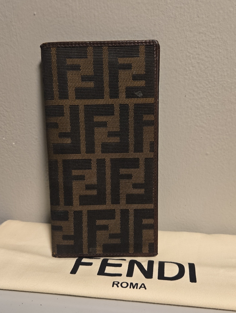 Fendi Zucca Pattern Long Bifold Wallet - Brown & Black